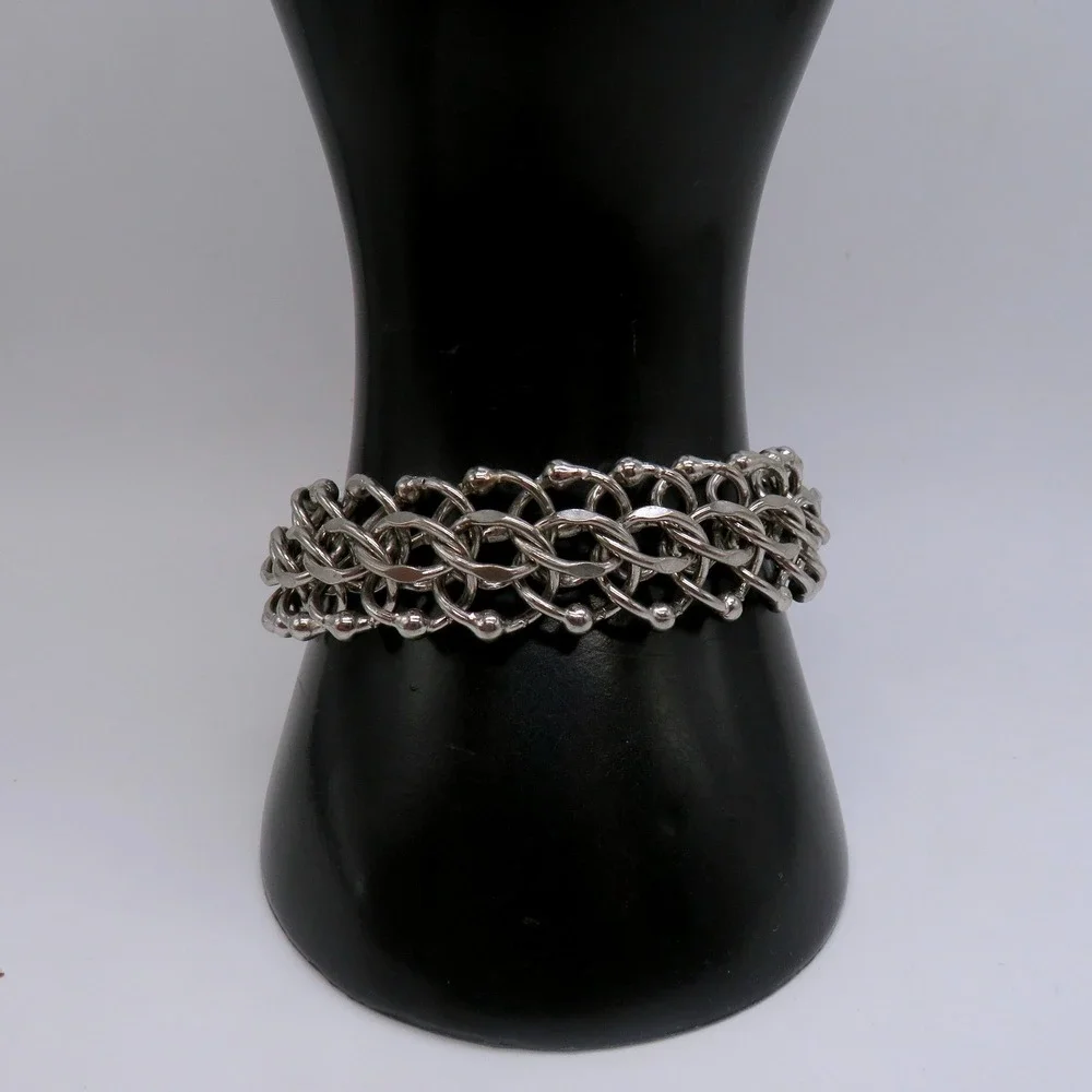 Vintage Silver Tone Interlocking Mesh Link Bracelet with Safety Chain